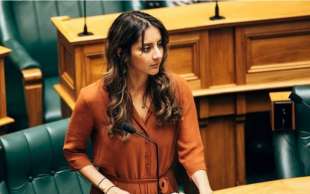 golriz ghahraman 5