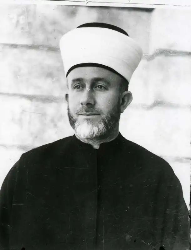 HAJ AMIN AL-HUSSEINI