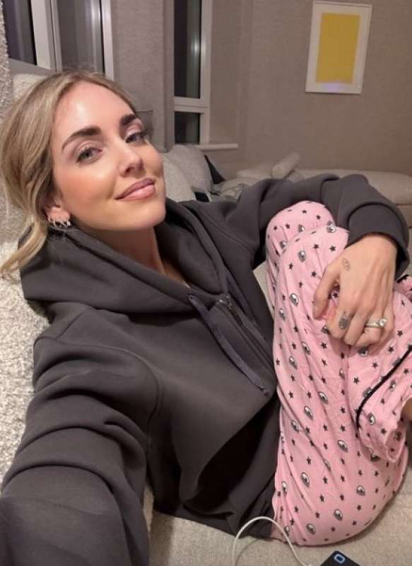 i post di chiara ferragni dopo il balocco gate 7