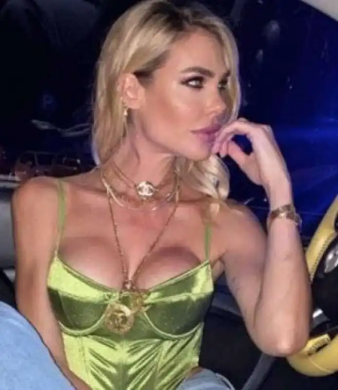 ilary blasi