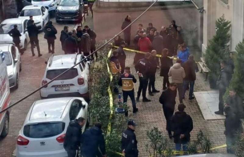 istanbul attacco armato contro una chiesa italiana 1