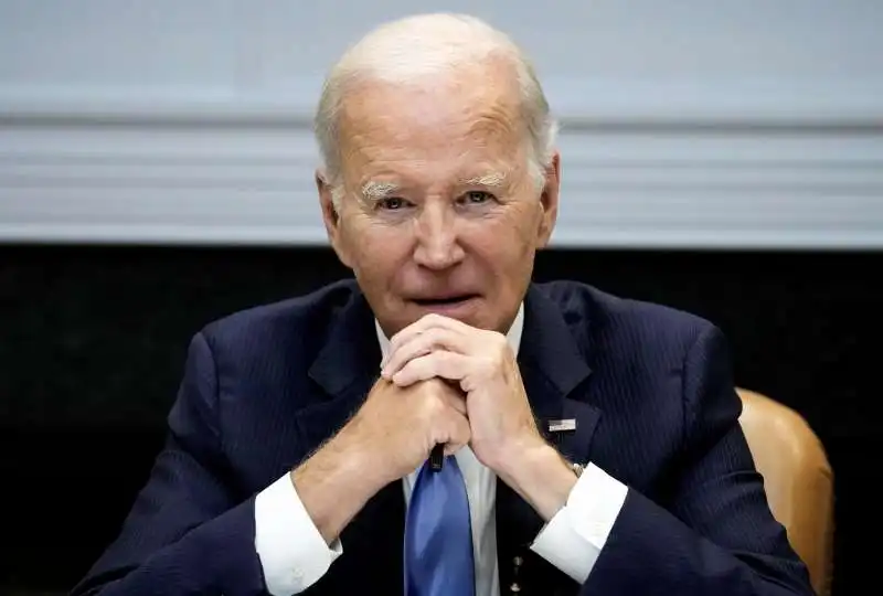 JOE BIDEN 