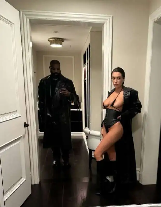 kanye west bianca censori