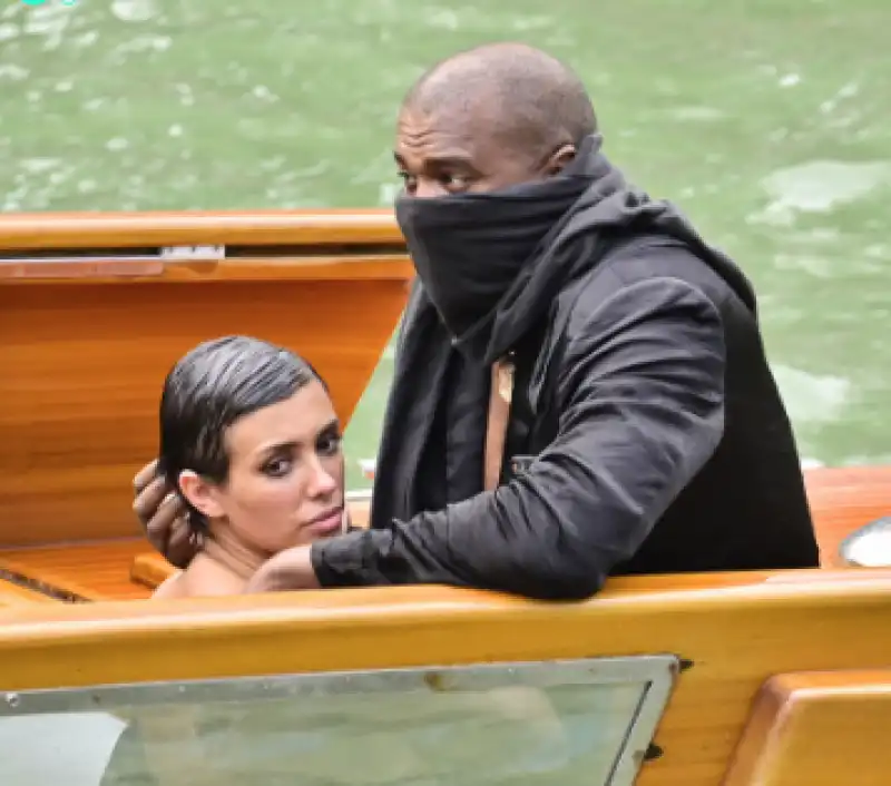 kanye west e bianca censori