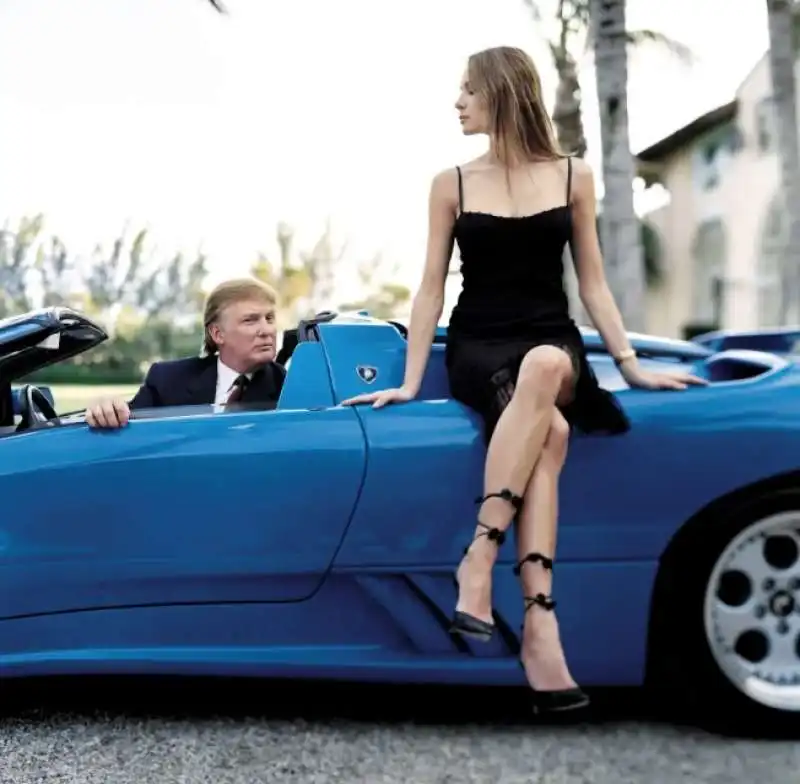 la lamborghini diablo vt roadster appartenuta a donald trump. 3