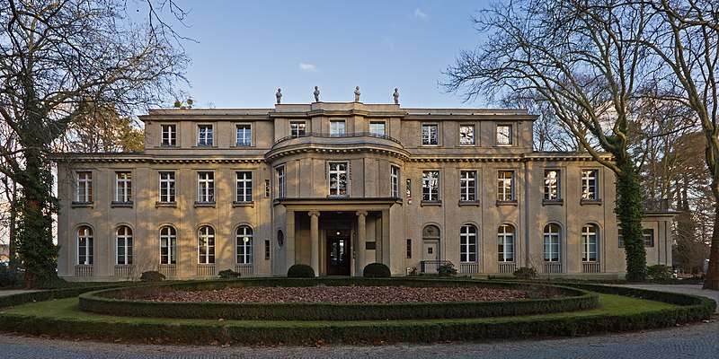 la villa dove si tenne la conferenza di wannsee