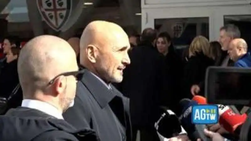 luciano spalletti alla camera ardente di gigi riva 