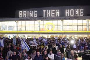 manifestazione contro netanyahu in israele 4