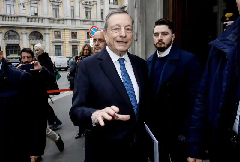 mario draghi al vertice ert a milano   1