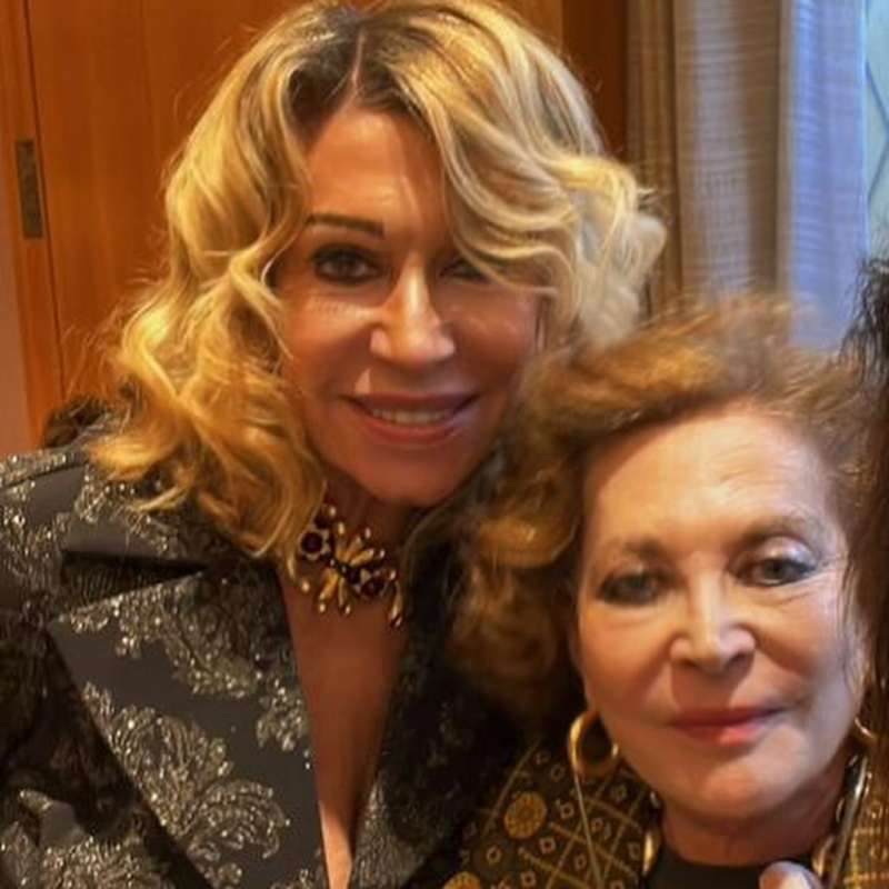 melania rizzoli raffaella curiel compleanno laura morino teso