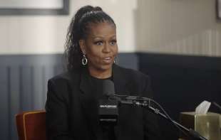 michelle obama ospite al podcast on purpose 5