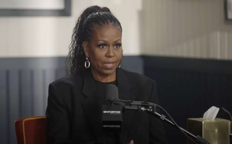 michelle obama ospite al podcast on purpose 6