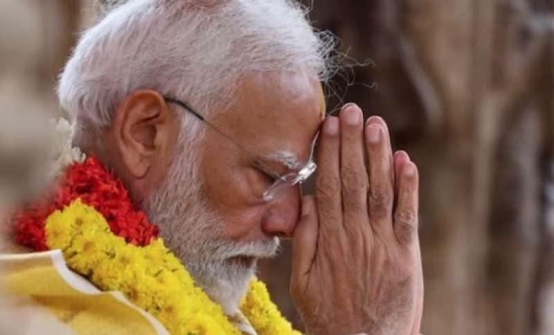 modi inaugura il tempio del dio ram 8