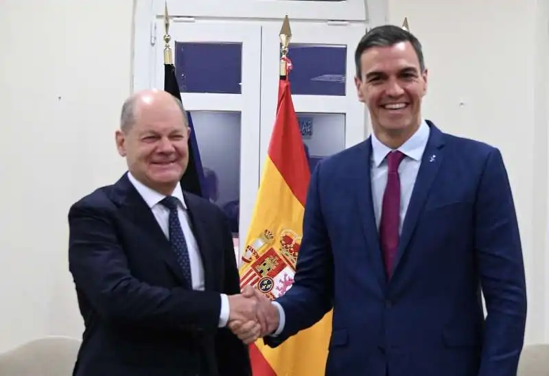 OLAF SCHOLZ PEDRO SANCHEZ