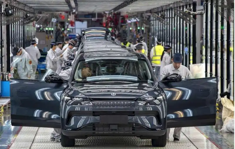 produzione automobili in cina