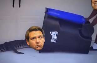 ron desantis si ritira meme 2