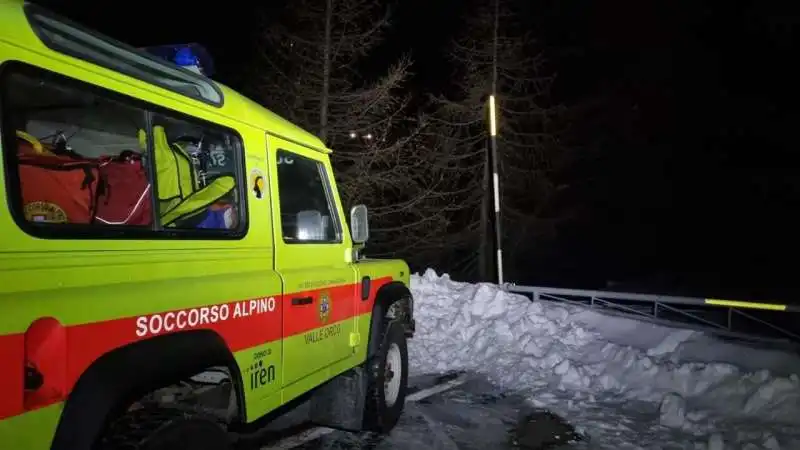 soccorso alpino. 