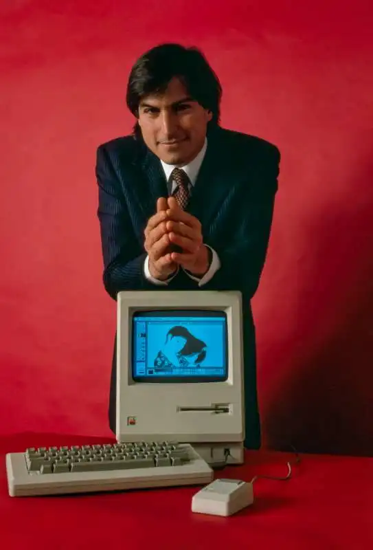 steve jobs macintosh 1984

