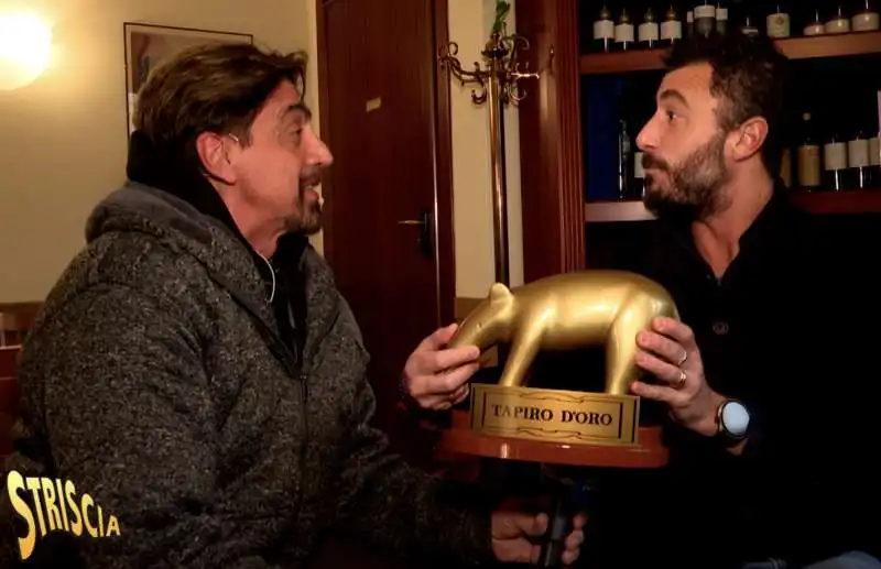 tapiro d oro a emanuele pozzolo