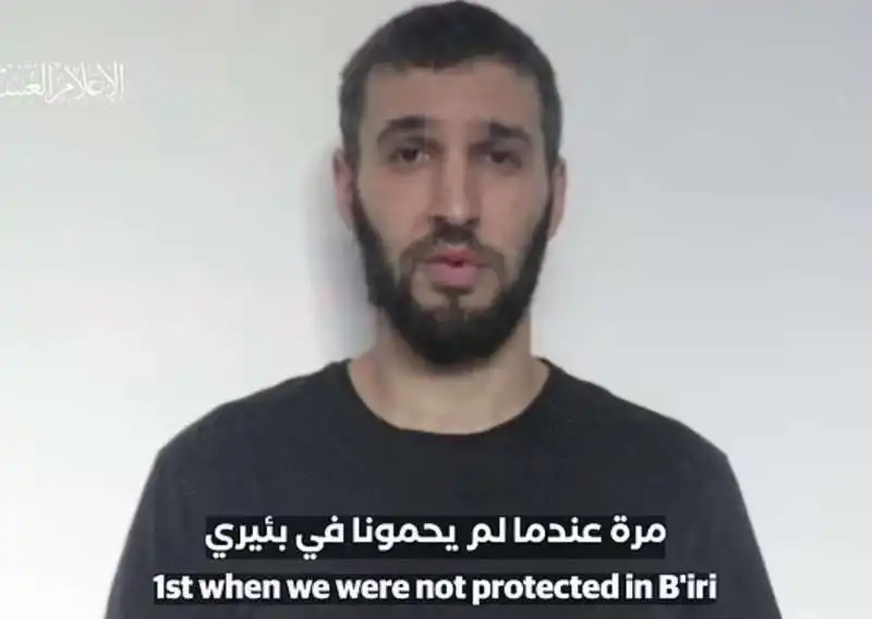 video con gli ostaggi di hamas  