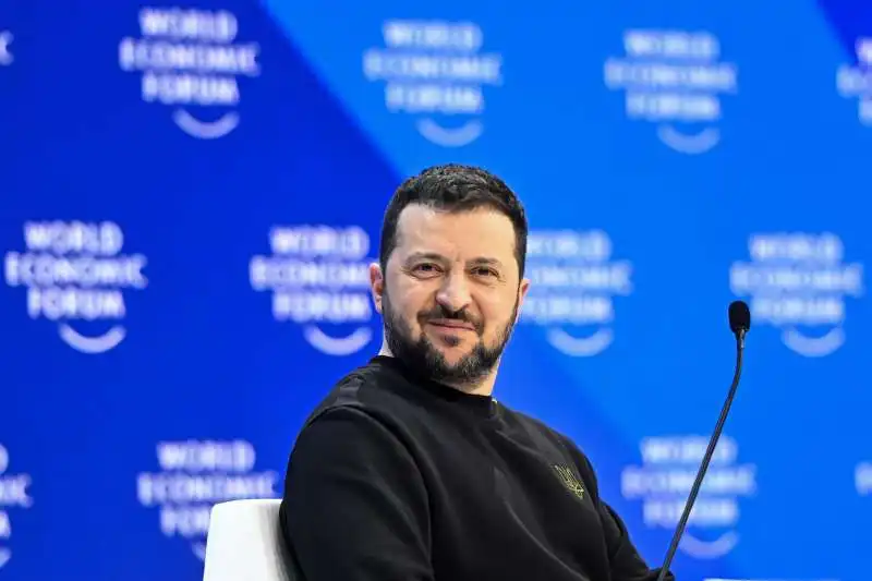 zelensky a davos   1