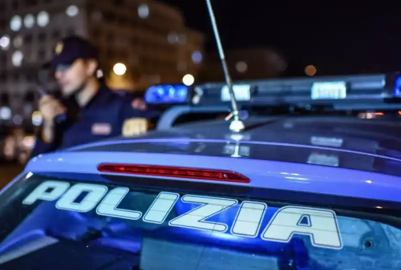 auto polizia 2