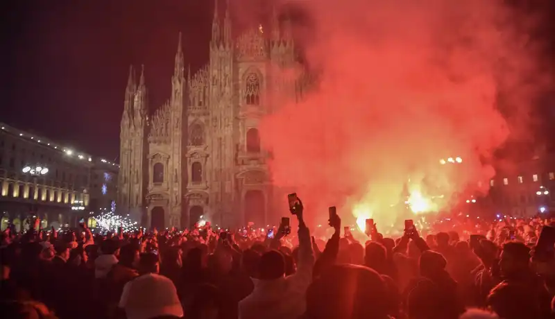 capodanno piazza duomo milano 