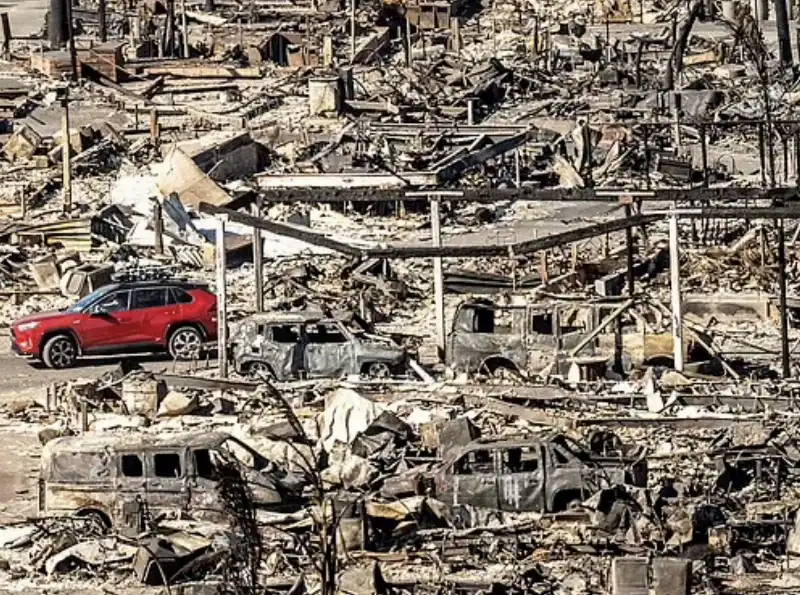 danni dopo l incendio di los angeles