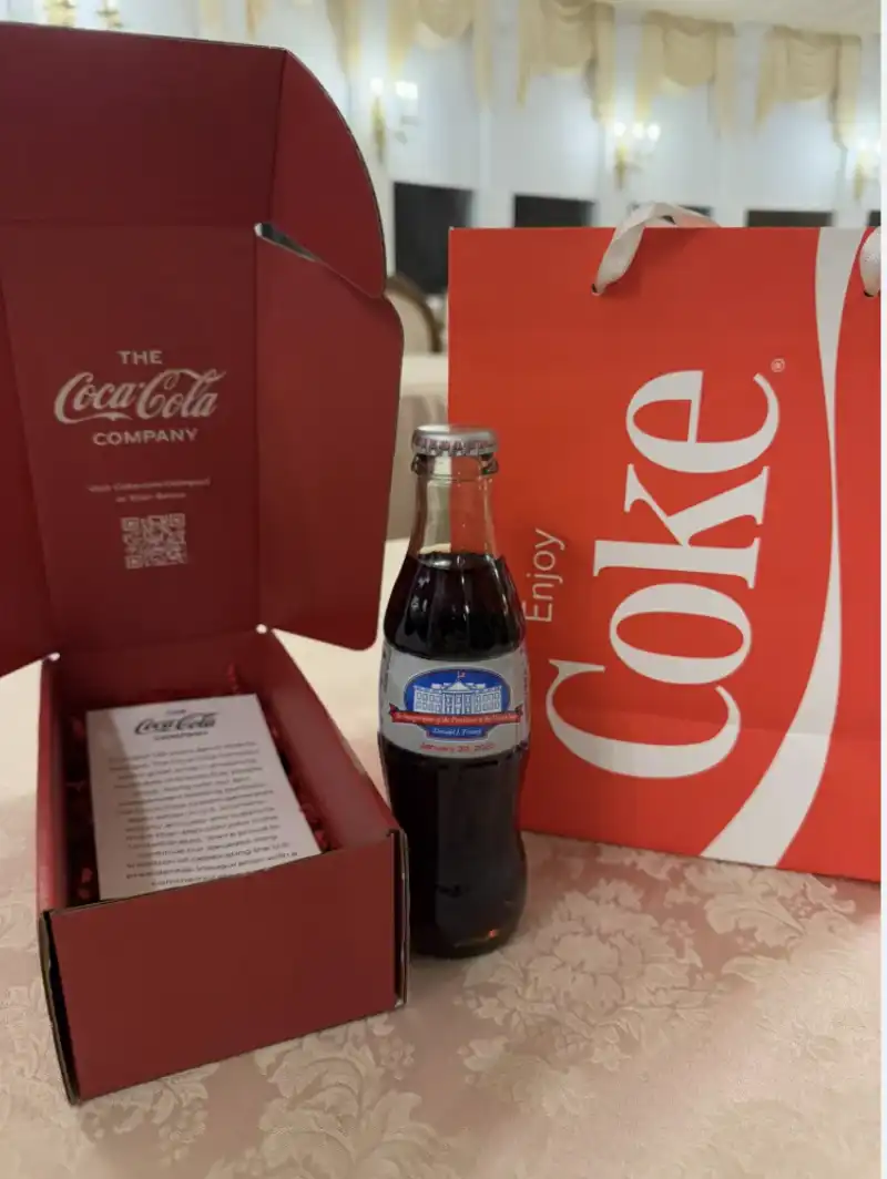 diet coke edizione speciale per l insediamento di donald trump