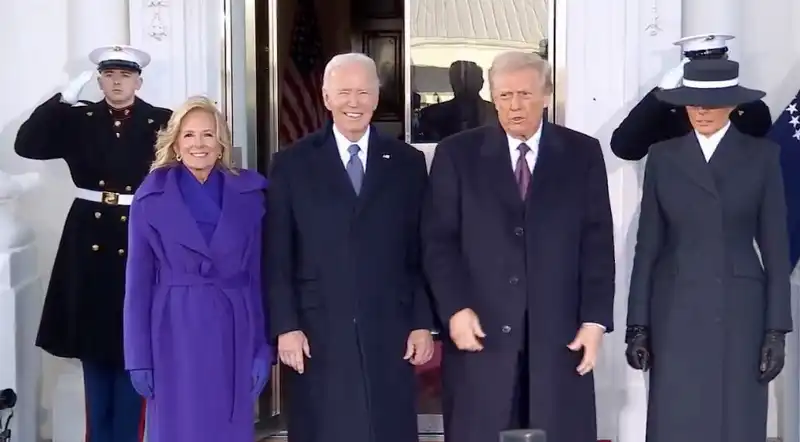 donald e melania trump accolti da joe e jill biden alla casa bianca   inauguration day    3