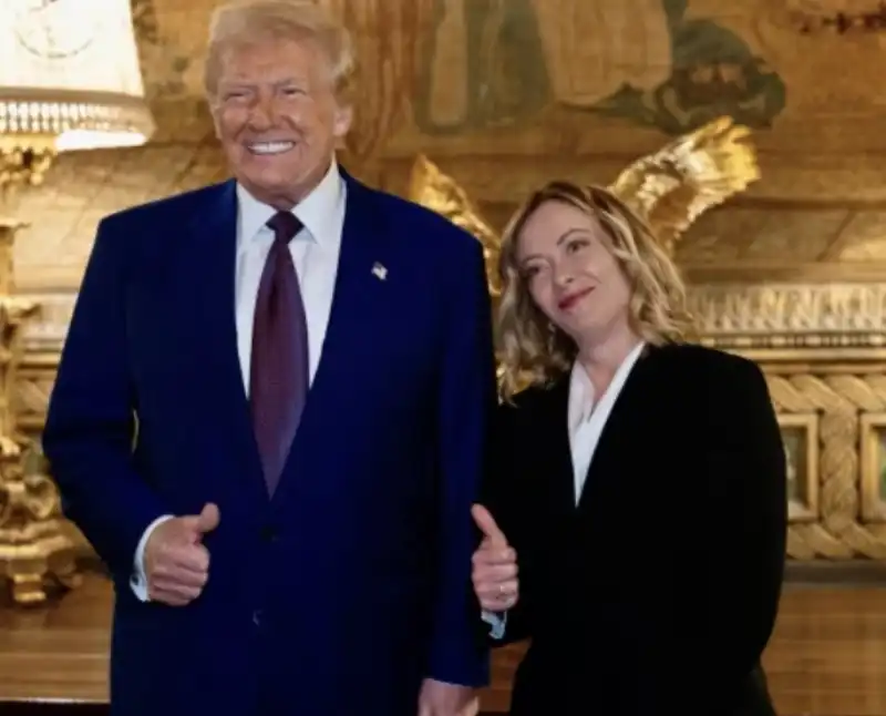 DONALD TRUMP E GIORGIA MELONI A MAR-A-LAGO