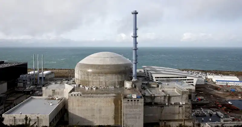 il reattore nucleare di Flamanville in Francia 