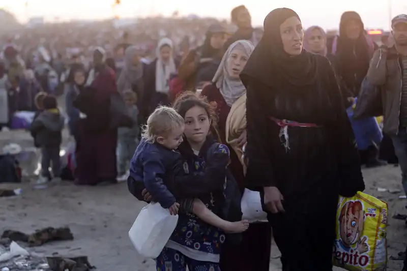 il ritorno a nord degli abitanti della striscia di gaza   foto lapresse   26