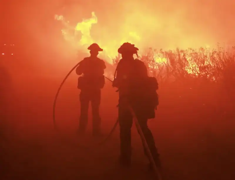 incendio los angeles   california   2