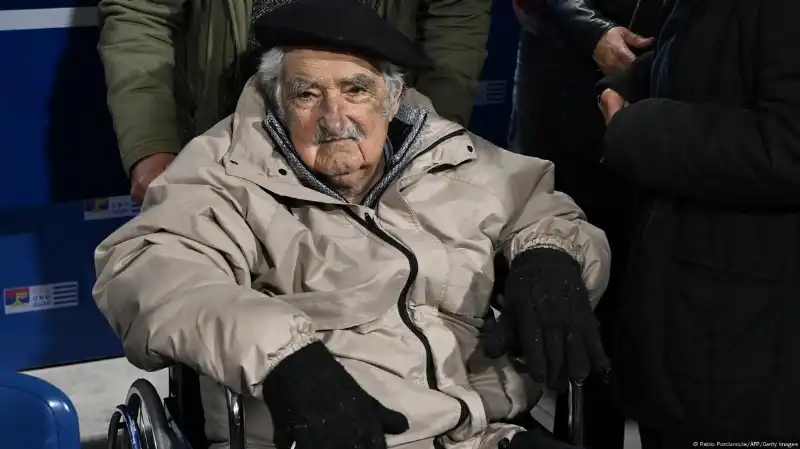 JOSE MUJICA