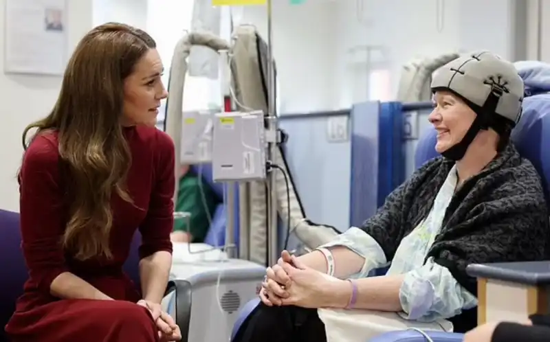 kate middleton visita ospedale in cui e stata curata per il cancro 2