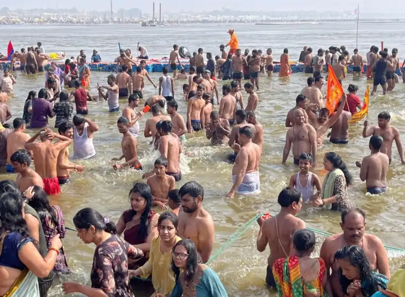 kumbh mela 2025   foto di gloria bazzocchi e alessandro papa    16