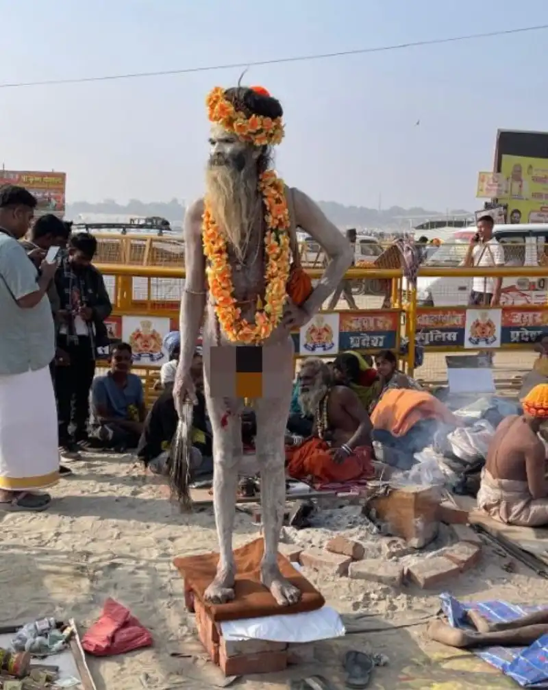 kumbh mela 2025   foto di gloria bazzocchi e alessandro papa    2'