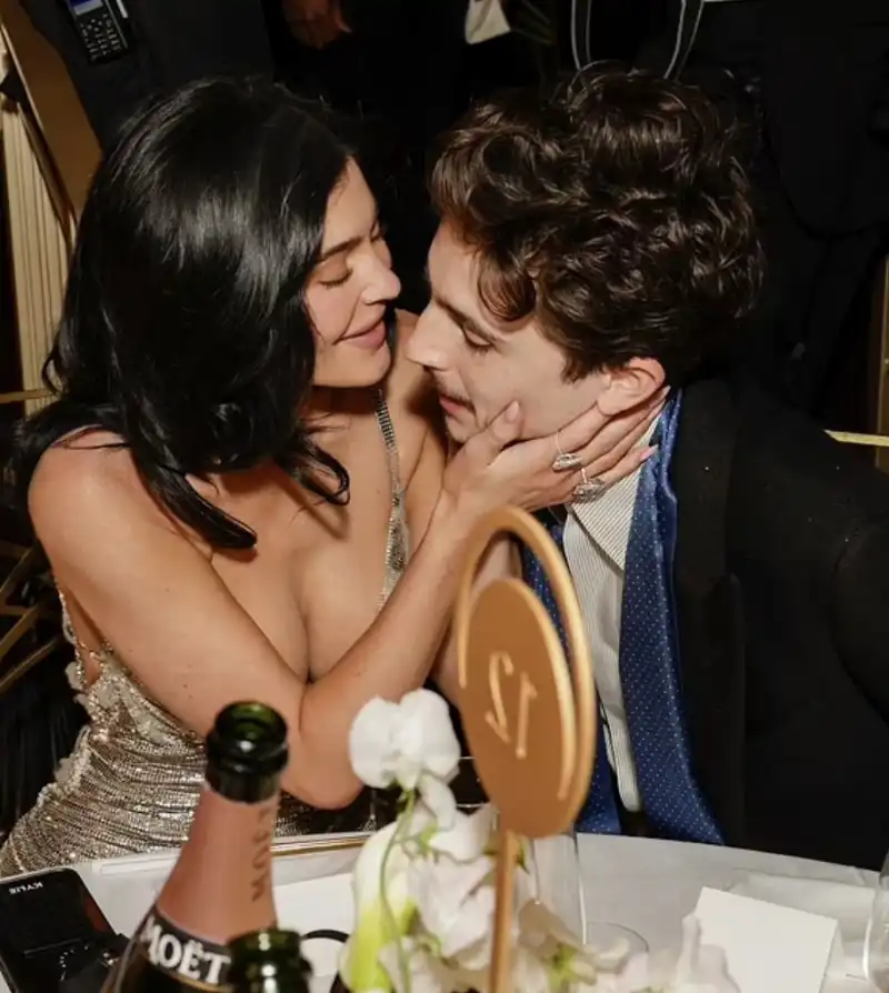 kylie jenner e timothee chalamet   golden globe 2025 