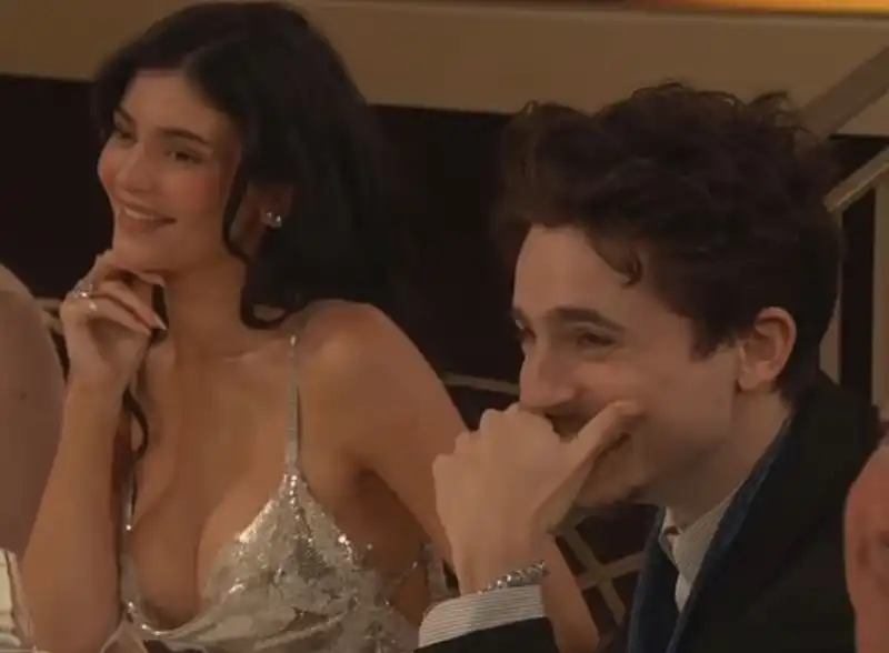 kylie jenner e timothee chalamet   golden globe 2025  3 