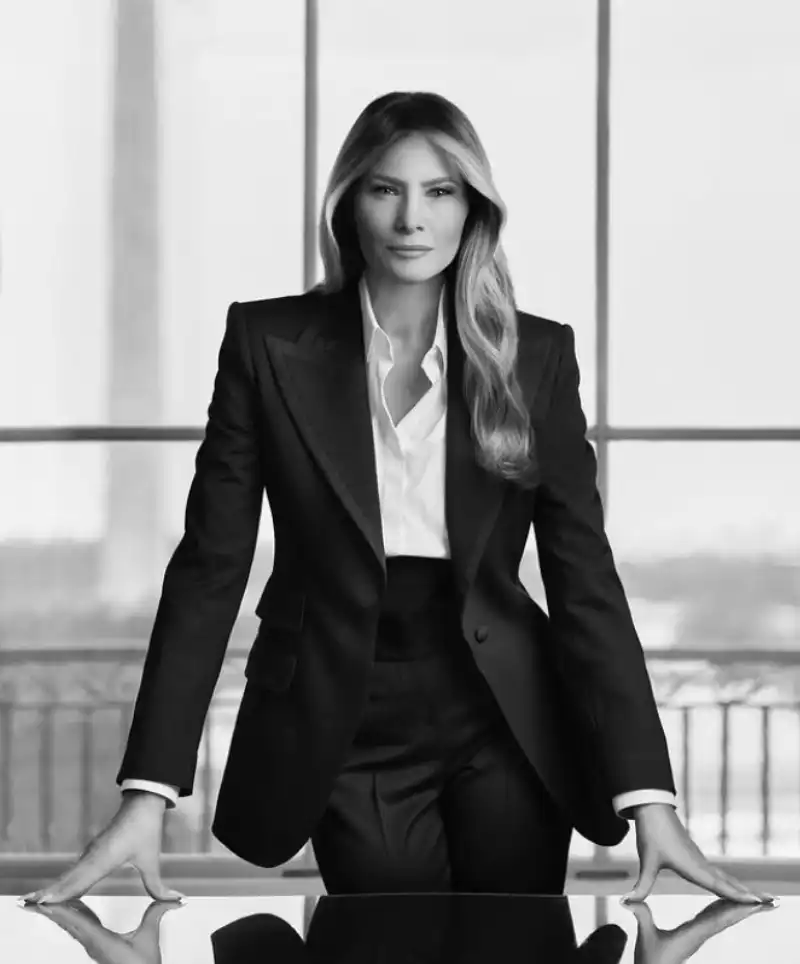 la foto ufficiale da First Lady di melania trump