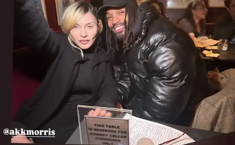 madonna e akeem morris al comedy cellar