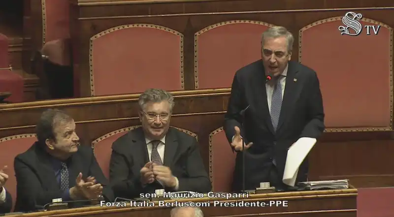 maurizio gasparri in senato   1