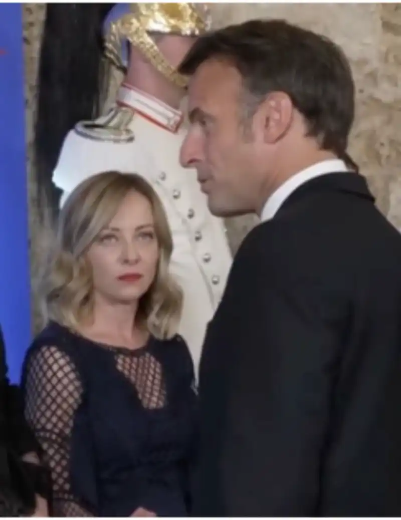 meloni macron