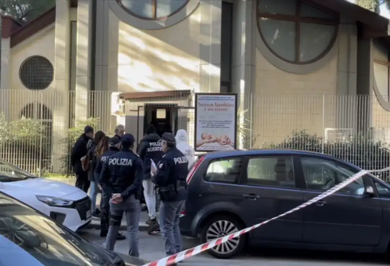 neonato morto nella culla termica della chiesa San Giovanni Battista a bari