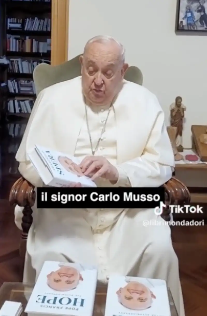 papa francesco su tiktok 5