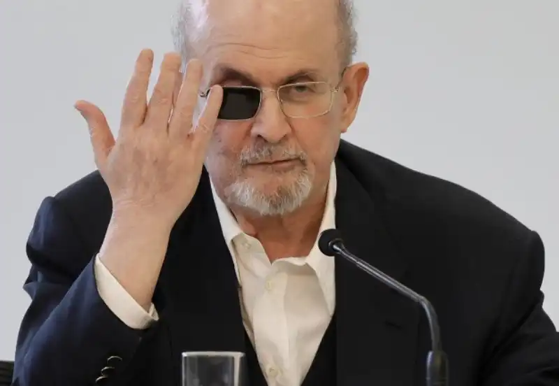 salman rushdie  3