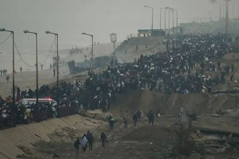 striscia di gaza   il controesodo dal sud al nord della striscia   foto lapresse   15