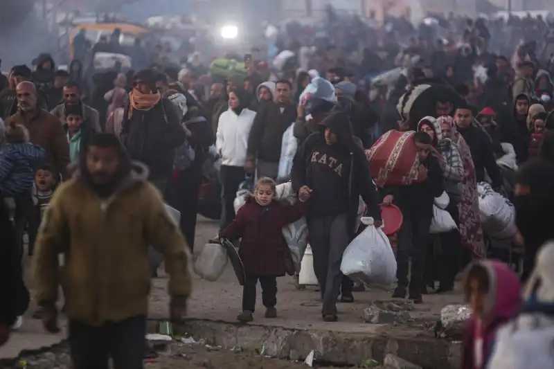 striscia di gaza   il controesodo dal sud al nord della striscia   foto lapresse   2