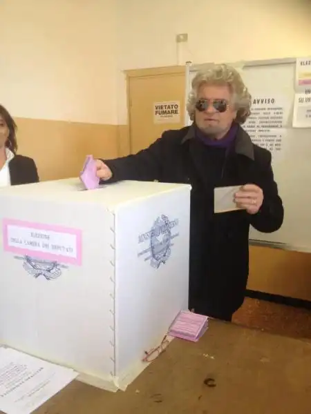 BEPPE GRILLO VOTA